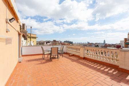 Vivienda con 1 habitación doble y terraza