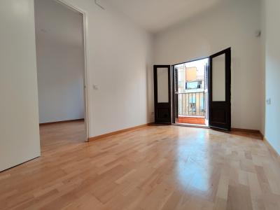 Piso en Alquiler en Barcelona València - Av. Meridiana