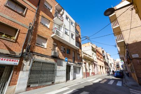 Piso en Alquiler en Barcelona Ramon Rocafull - Llobregós (min 6 Months)