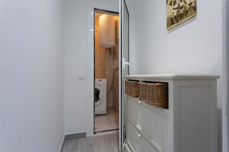 Piso en Alquiler en Barcelona Ramon Rocafull - Llobregós (min 6 Months)