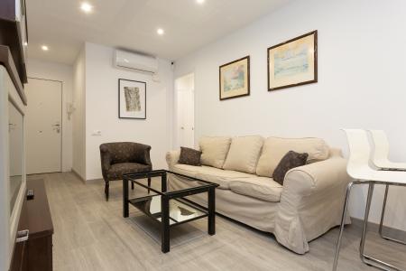 Piso en Alquiler en Barcelona Ramon Rocafull - Llobregós (min 6 Months)
