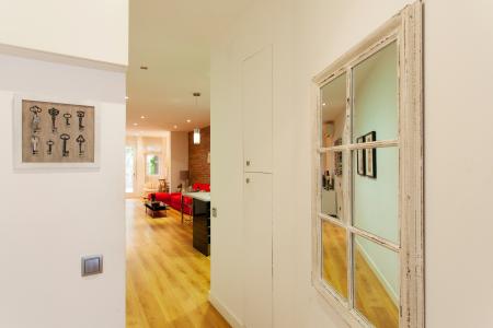 Alquiler mensual grandioso piso de 2 habitaciones