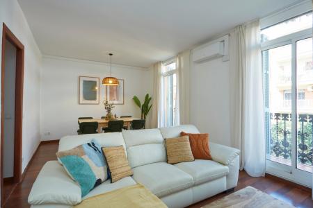 Appartamento in Affitto a Barcelona Viladomat - Sepúlveda