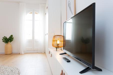 Grandioso ático de alquiler en la carrer Atlantida - playa Barceloneta