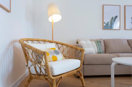 Grandioso ático de alquiler en la carrer Atlantida - playa Barceloneta