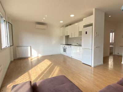 Piso en Alquiler en Barcelona Mare De Deu De La Salut - Escorial