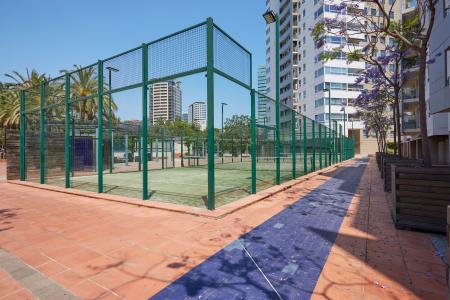 Bonito apartamento en alquiler temporal de dos habitaciones (parking incluido)