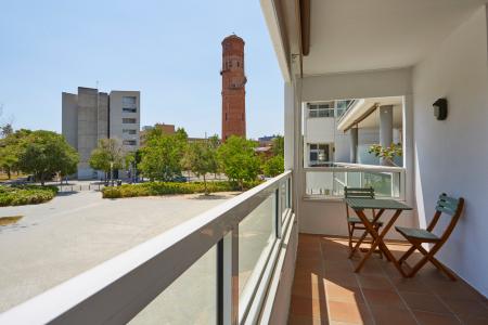 Bonito apartamento en alquiler temporal de dos habitaciones (parking incluido)