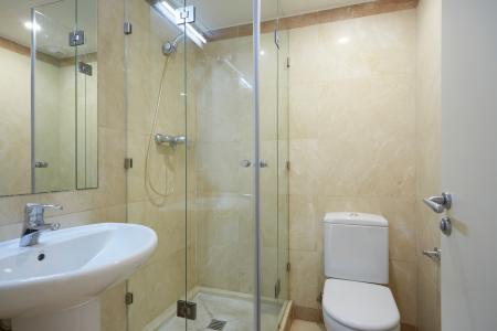 Bonito apartamento en alquiler temporal de dos habitaciones (parking incluido)