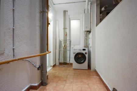 Квартира в аренду в Barcelona Alts Forns - Zona Franca (min 25 Years Old)