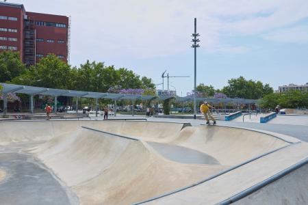 Квартира в аренду в Barcelona Alts Forns - Zona Franca (min 25 Years Old)