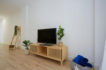 Квартира в аренду в Barcelona Alts Forns - Zona Franca (min 25 Years Old)