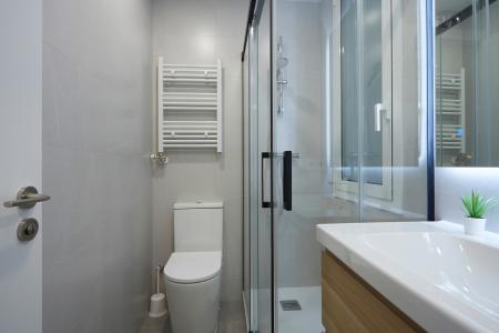 Квартира в аренду в Barcelona Alts Forns - Zona Franca (min 25 Years Old)