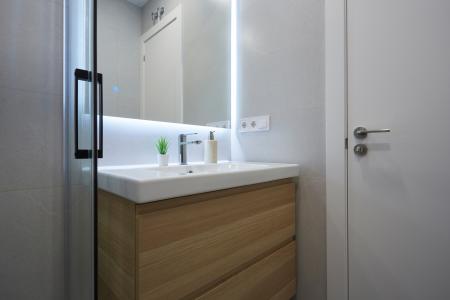 Квартира в аренду в Barcelona Alts Forns - Zona Franca (min 25 Years Old)