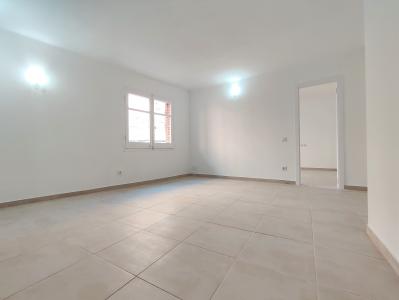 Piso reformado con 2 habitaciones