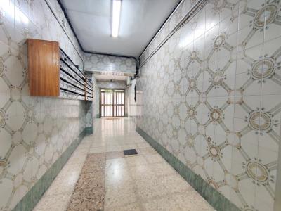 Piso reformado con 2 habitaciones