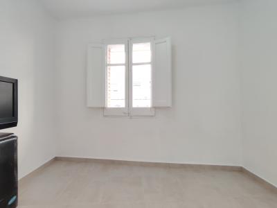 Piso reformado con 2 habitaciones