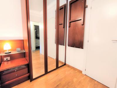 Piso con 4 habitaciones y terraza