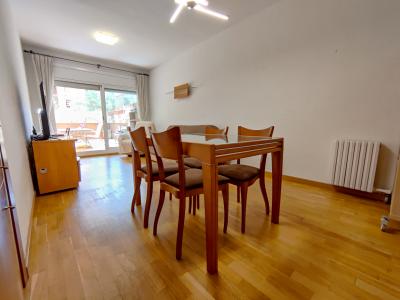 Piso con 4 habitaciones y terraza