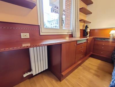 Piso con 4 habitaciones y terraza