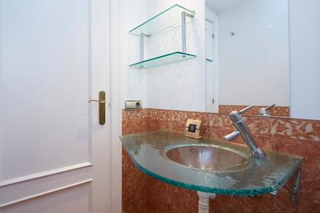 Квартира в Кратковременная аренда в Barcelona Paseo De Gracia - Aragó