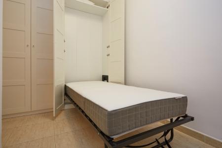 Apartamento con balcón y dos habitaciones en Eixample de Barcelona