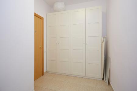 Apartamento con balcón y dos habitaciones en Eixample de Barcelona
