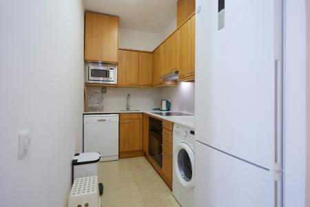 Apartamento con balcón y dos habitaciones en Eixample de Barcelona