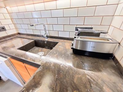 Piso con 2 habitaciones en el centro