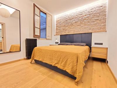 Piso con 2 habitaciones en el centro