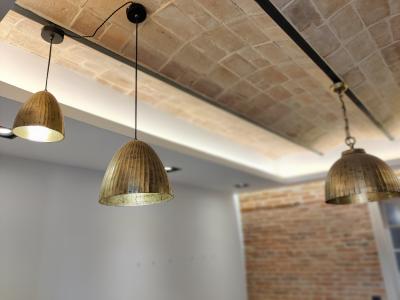 Piso con 2 habitaciones en el centro