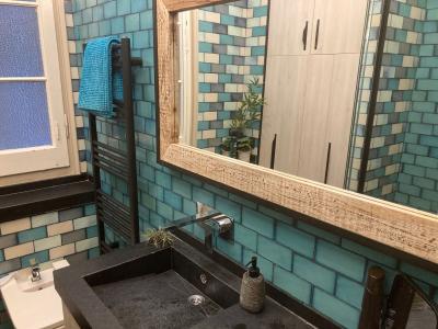 Piso con 2 habitaciones en el centro