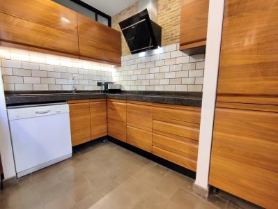 Piso con 2 habitaciones en el centro