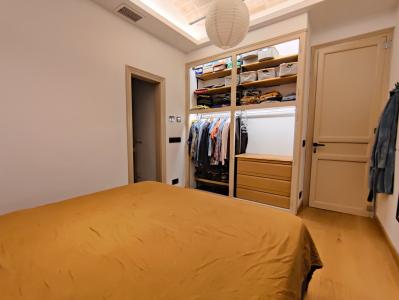 Piso con 2 habitaciones en el centro