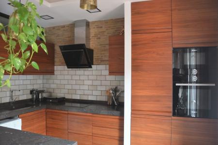 Piso con 2 habitaciones en el centro