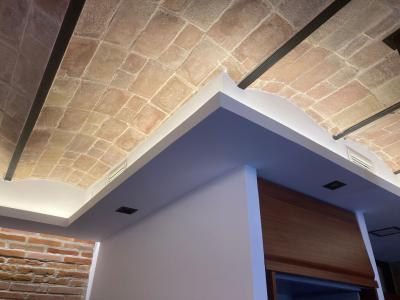 Piso con 2 habitaciones en el centro