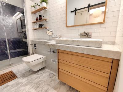 Piso con 2 habitaciones en el centro