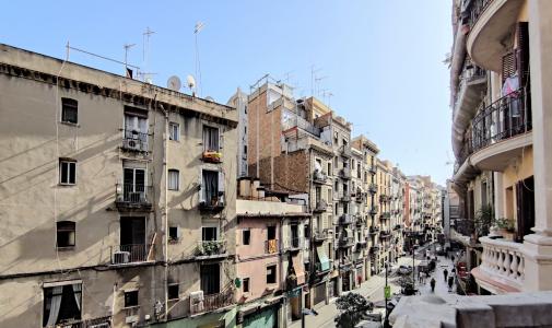 Piso con 2 habitaciones en el centro