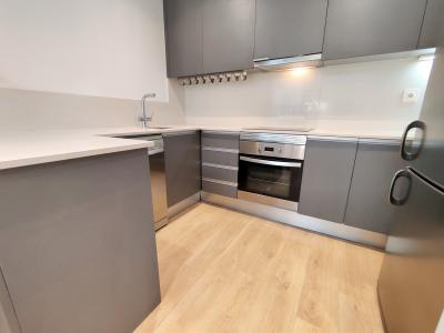 Dúplex semi-amueblado con aire acondicionado