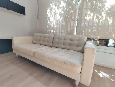 Dúplex semi-amueblado con aire acondicionado