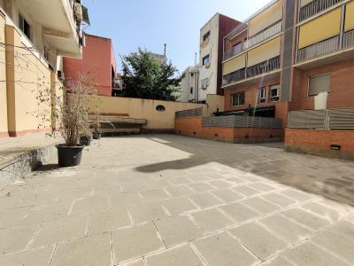 Dúplex semi-amueblado con aire acondicionado