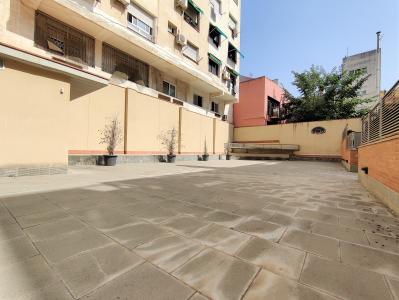 Dúplex semi-amueblado con aire acondicionado