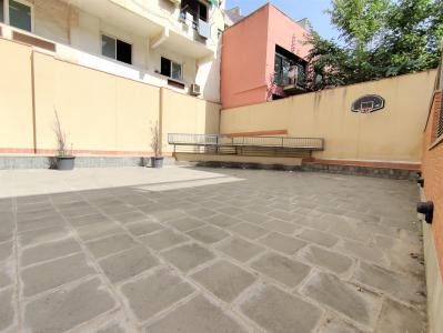 Dúplex semi-amueblado con aire acondicionado