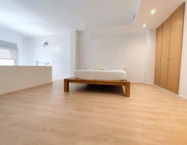 Dúplex semi-amueblado con aire acondicionado