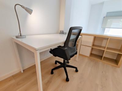 Dúplex semi-amueblado con aire acondicionado