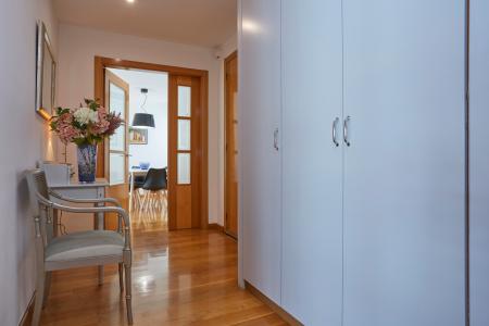 Apartamento de alquiler temporal en Sarrià-Sant Gervasi con 3 habitaciones dobles