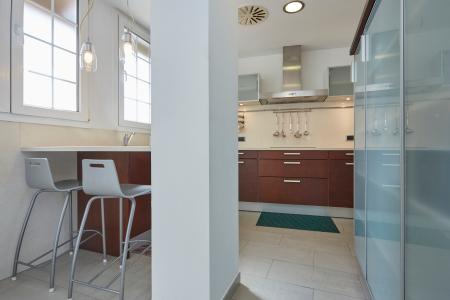 Apartamento de alquiler temporal en Sarrià-Sant Gervasi con 3 habitaciones dobles