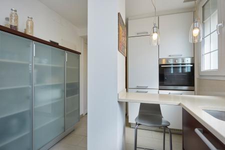 Apartamento de alquiler temporal en Sarrià-Sant Gervasi con 3 habitaciones dobles