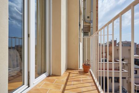 Apartamento de alquiler temporal en Sarrià-Sant Gervasi con 3 habitaciones dobles