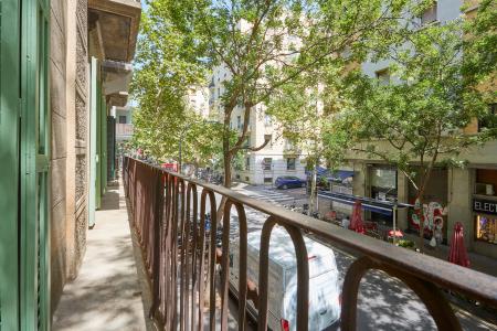 Appartamento in Affitto a Barcelona Santaló - Laforja (limpieza Semanal Incluida)